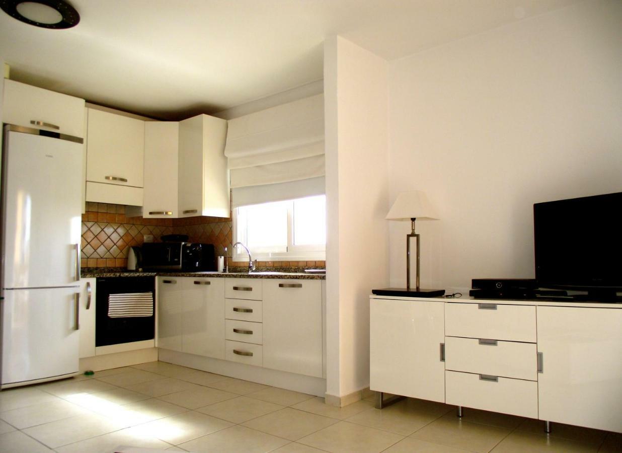 Parque Tropical I Apartment Los Cristianos  Exterior photo