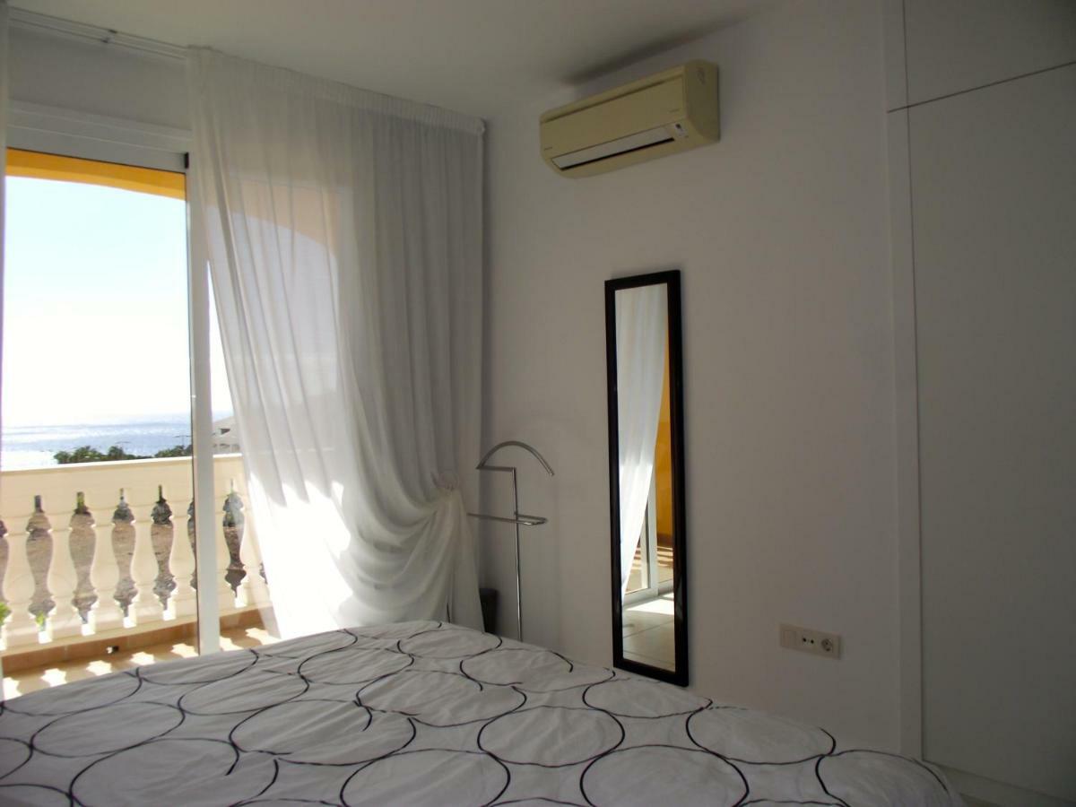 Parque Tropical I Apartment Los Cristianos  Exterior photo