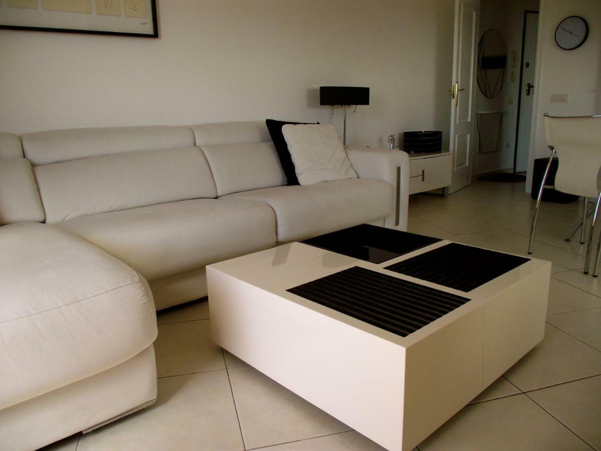Parque Tropical I Apartment Los Cristianos  Exterior photo