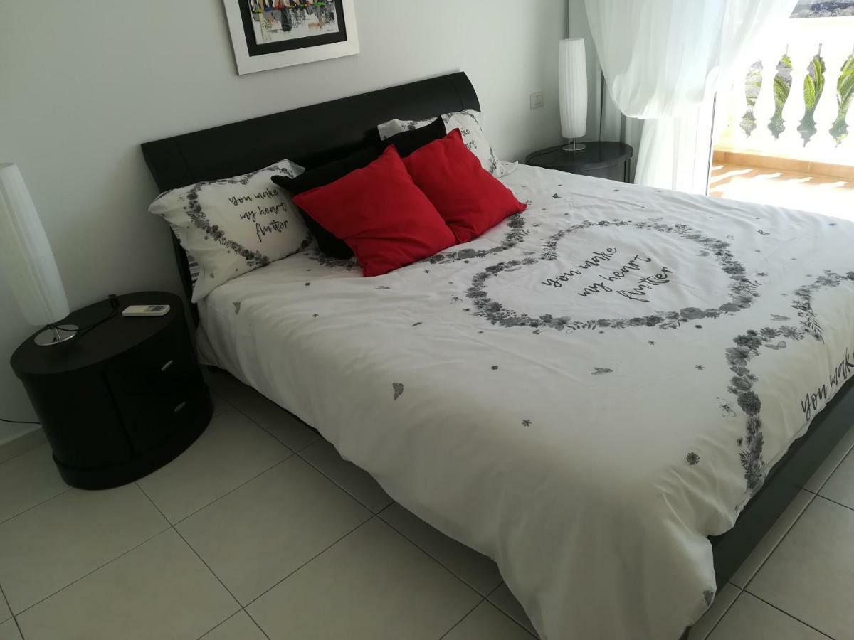 Parque Tropical I Apartment Los Cristianos  Exterior photo